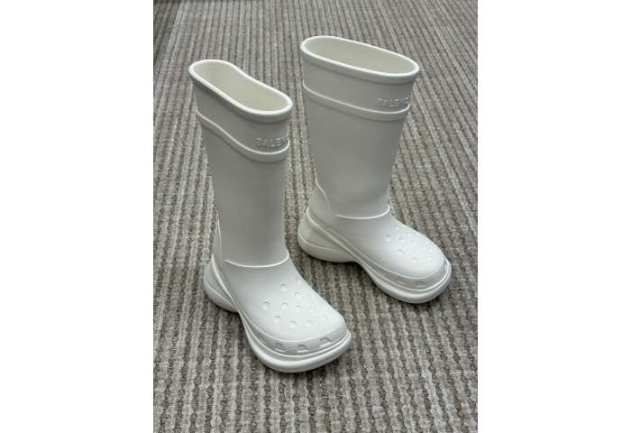 BALENCIAGA BOOT -04
