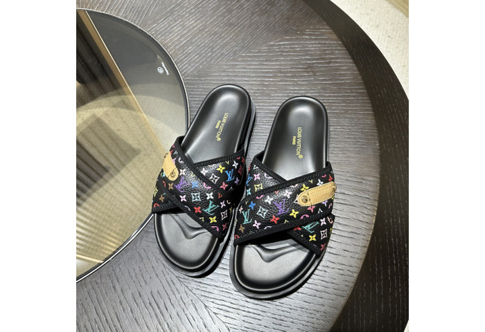 L&V sandal 52