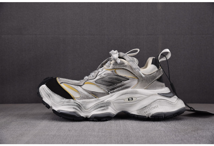 BALENCIAGA 10