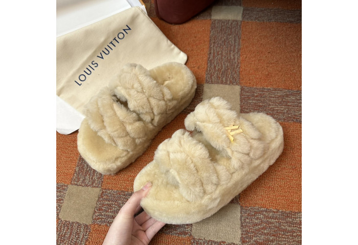L&V sandal 46
