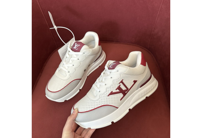 LV snekaers 139