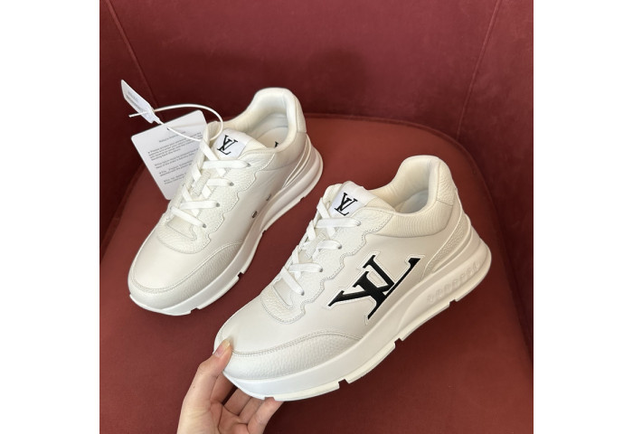 LV snekaers 140