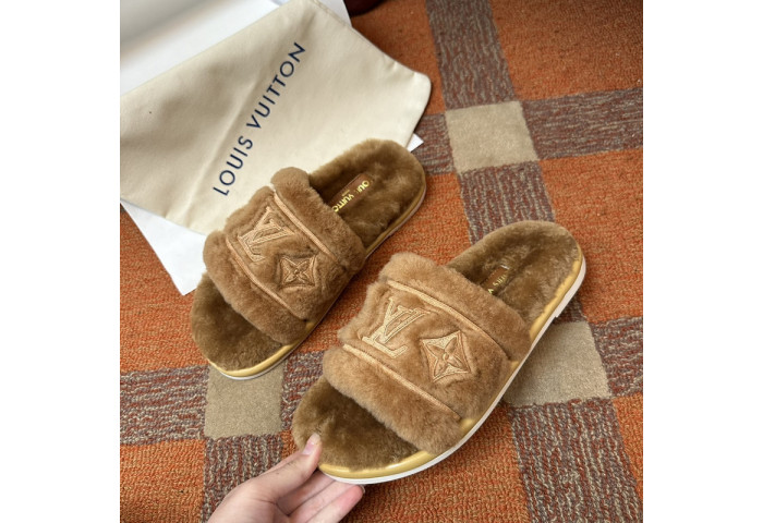L&V sandal 42