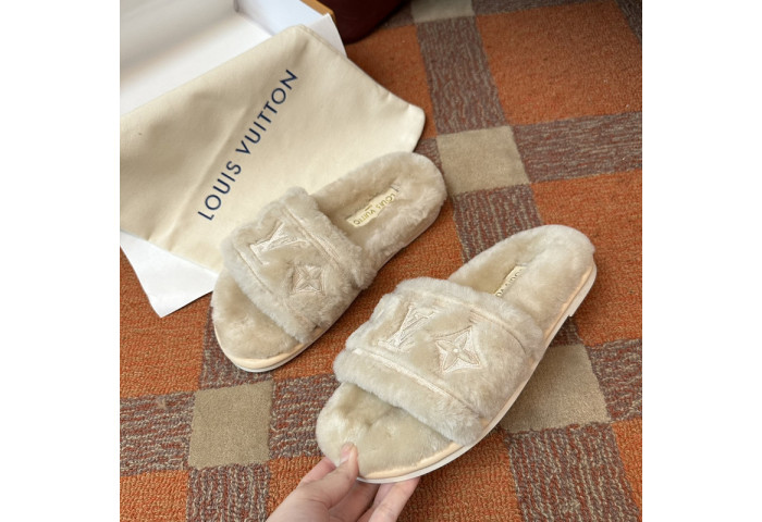 L&V sandal 40