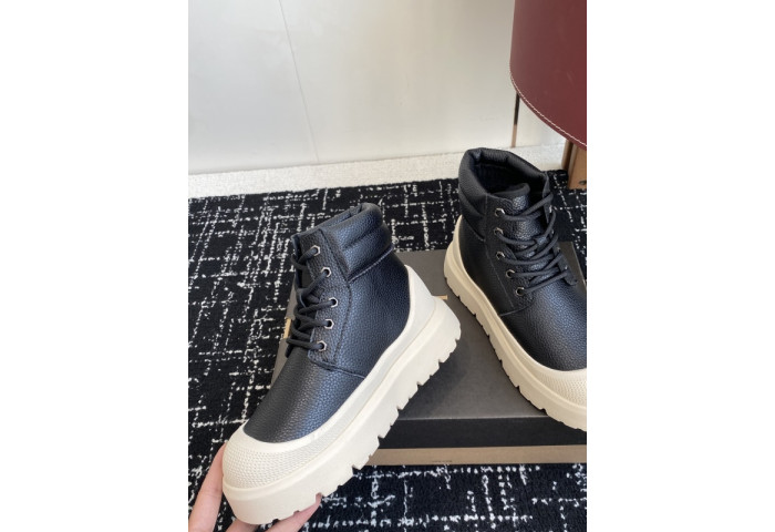UGG-11