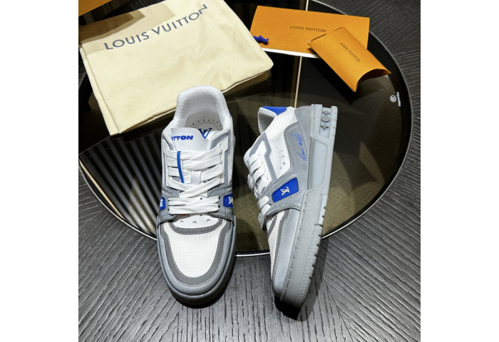 LV snekaers 166