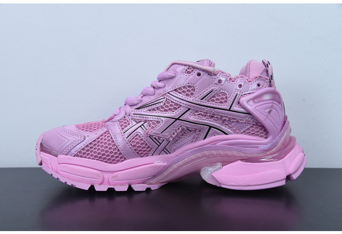 SNEAKER RUNNER 10