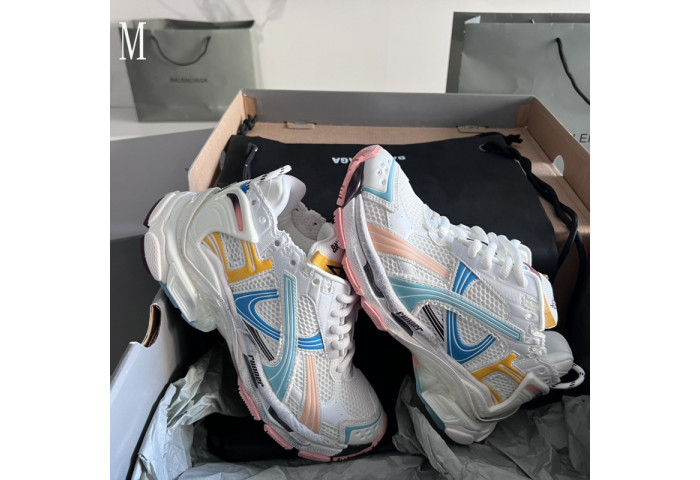 SNEAKER RUNNER 40