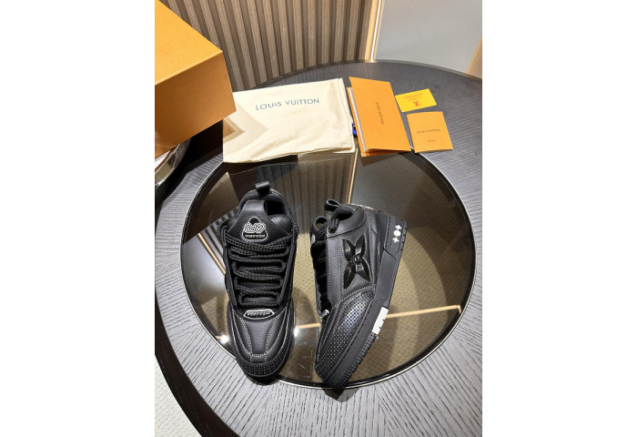 LV snekaers 204