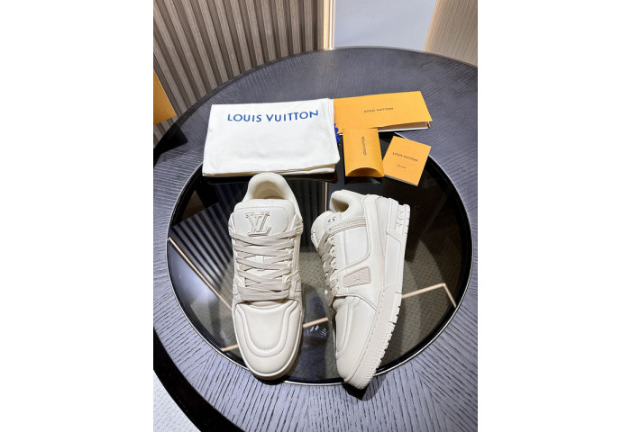 LV snekaers 186