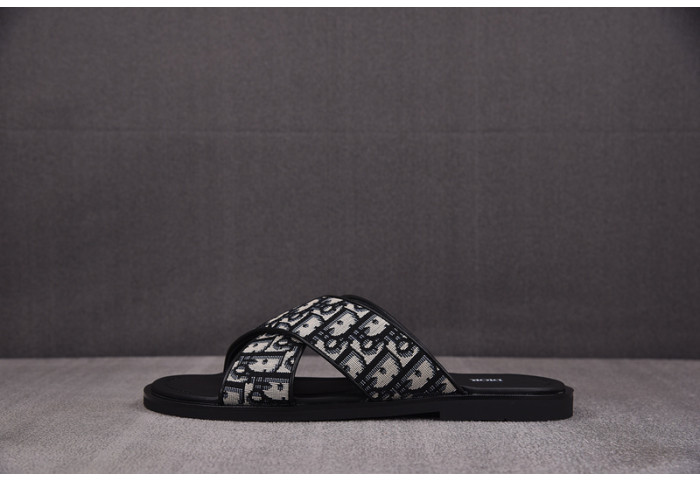 DIOR SANDAL 08