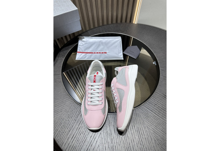Prada 44