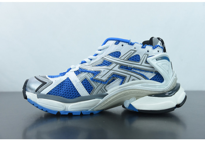 SNEAKER RUNNER 18