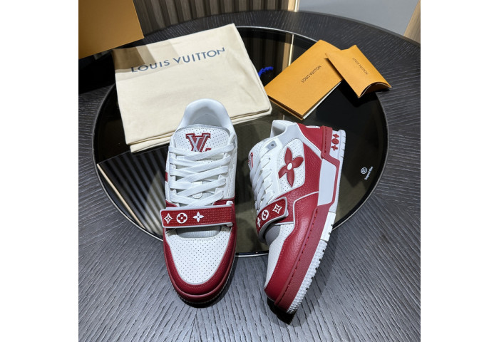 LV snekaers 135