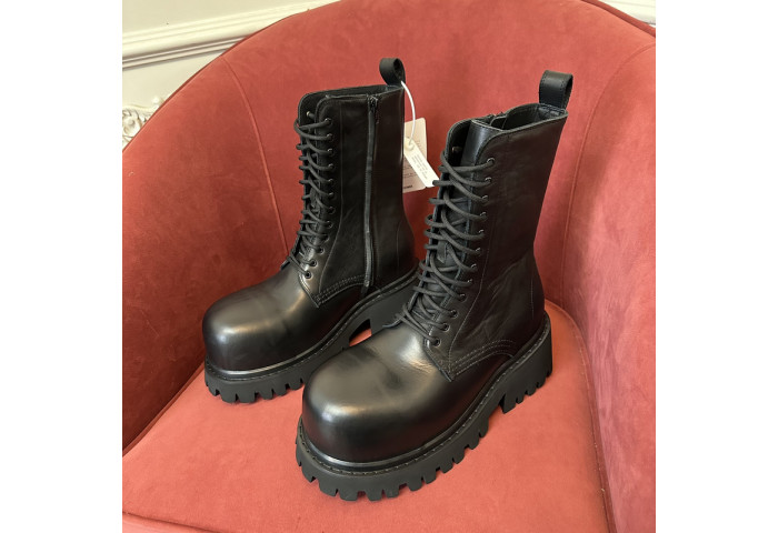 BALENCIAGA BOOT -27