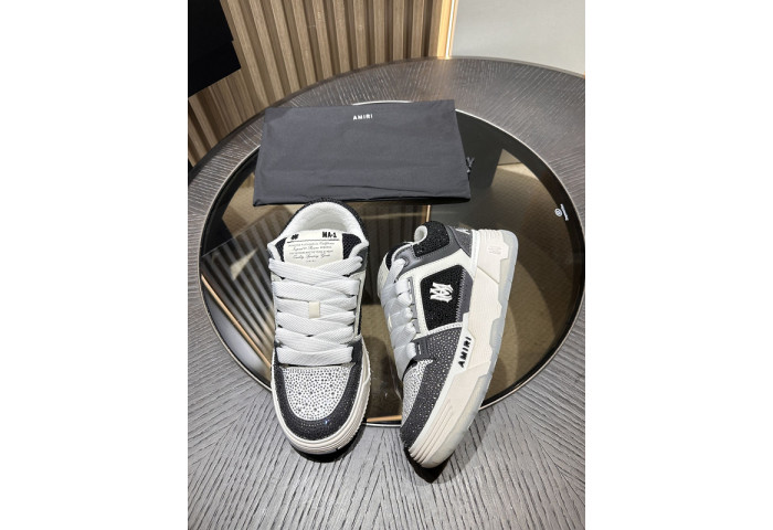 AMIRI SNEAKER 52