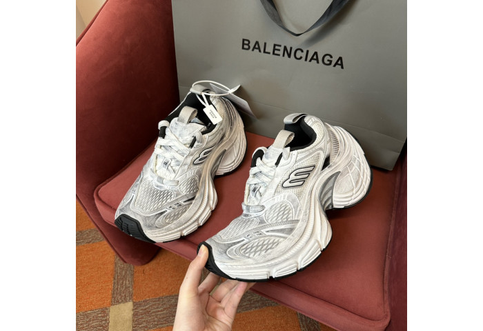 BALENCIAGA 37