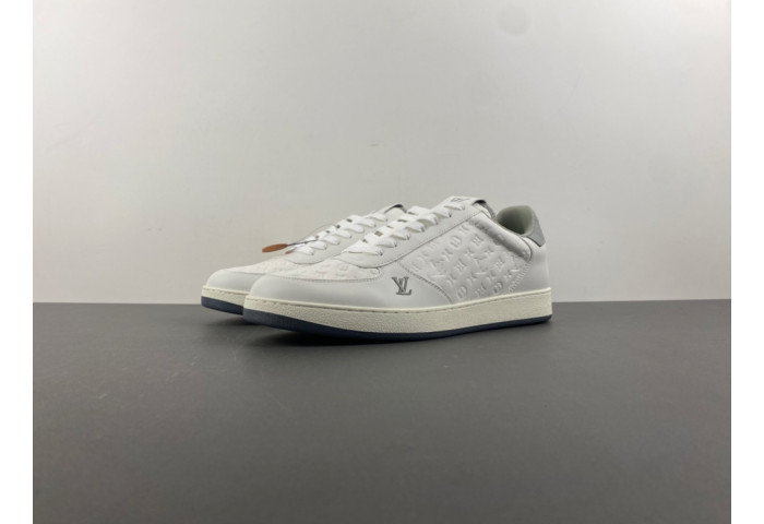 LV snekaers 210