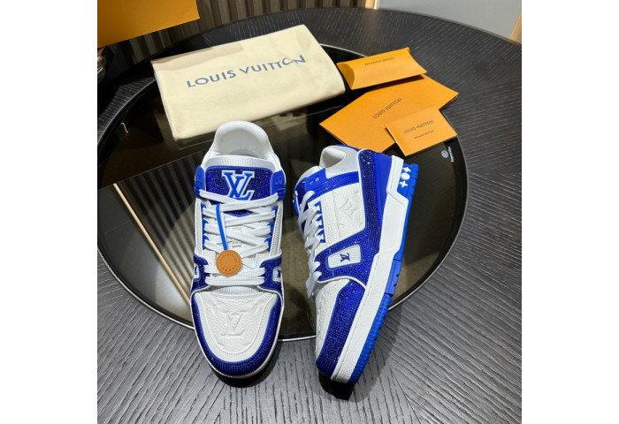 LV snekaers 123