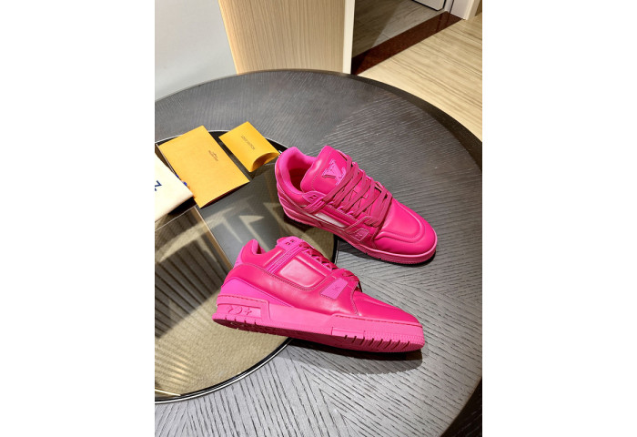 LV snekaers 187
