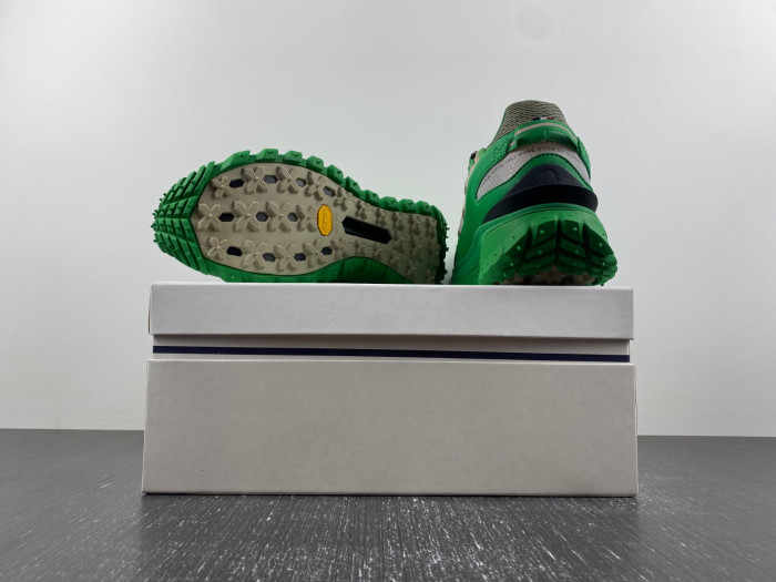 MONCLER SNEAKER 07