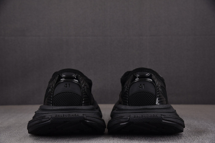 BALENCIAGA 3XL 42