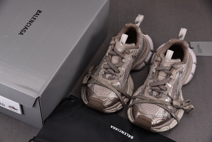 BALENCIAGA 3XL 37