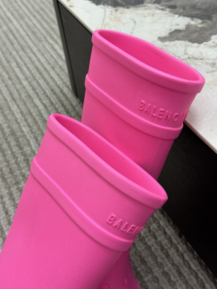 BALENCIAGA BOOT -02