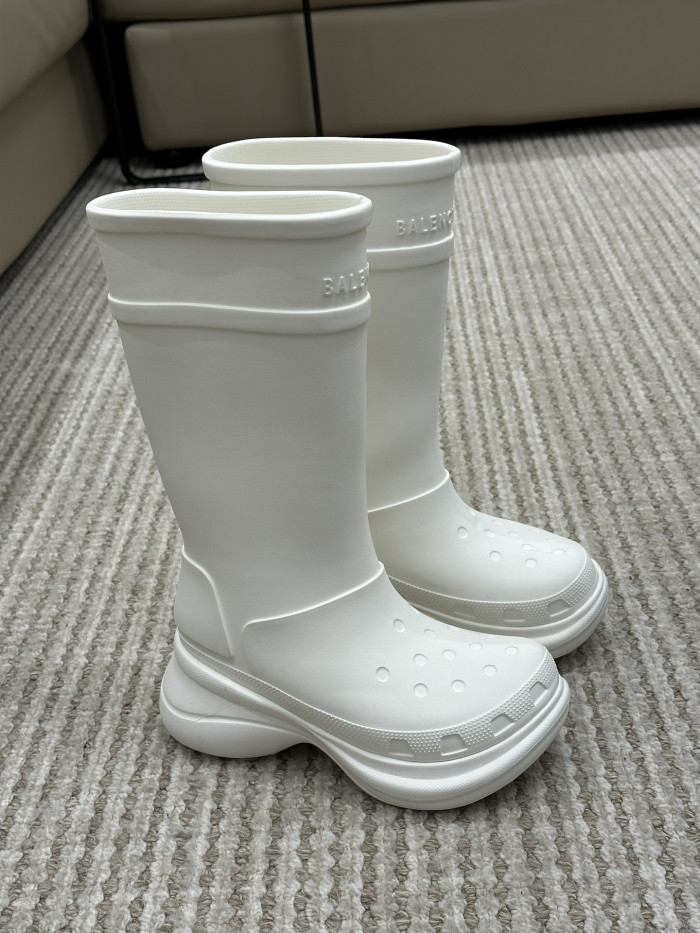 BALENCIAGA BOOT -04
