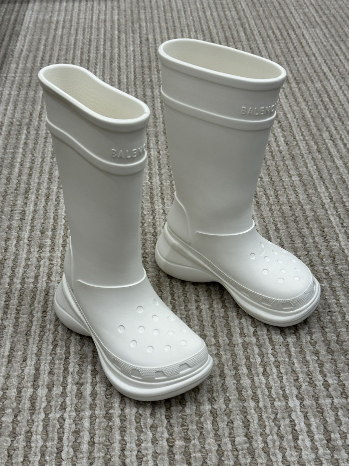 BALENCIAGA BOOT -04