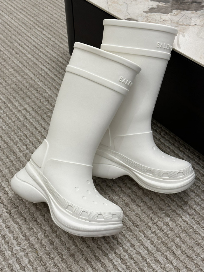 BALENCIAGA BOOT -04