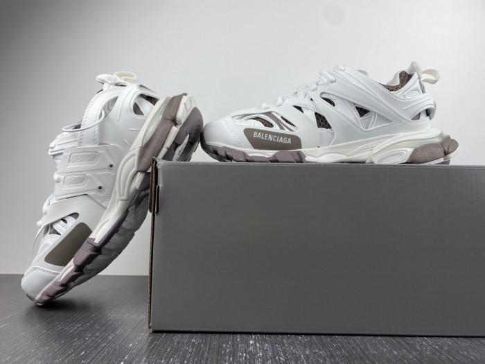 BALENCIAGA TRACK-0106