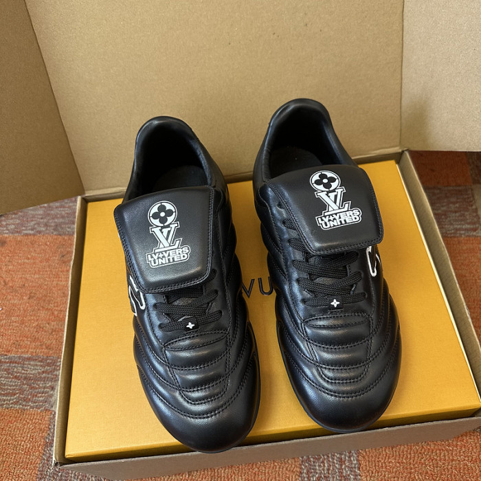 LV snekaers 131
