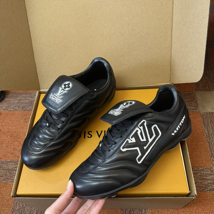 LV snekaers 131