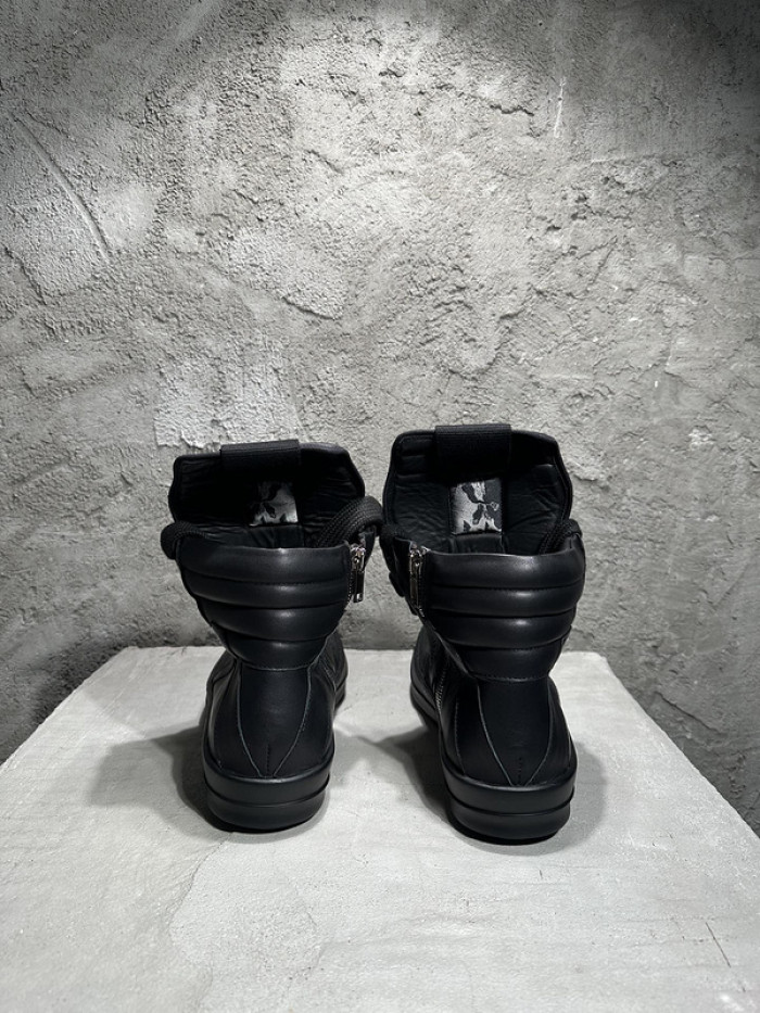 Rick Owen R000037