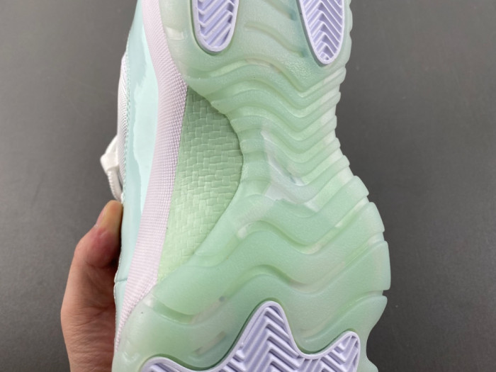 Jordan 11 Retro Low Igloo-AH7860-103
