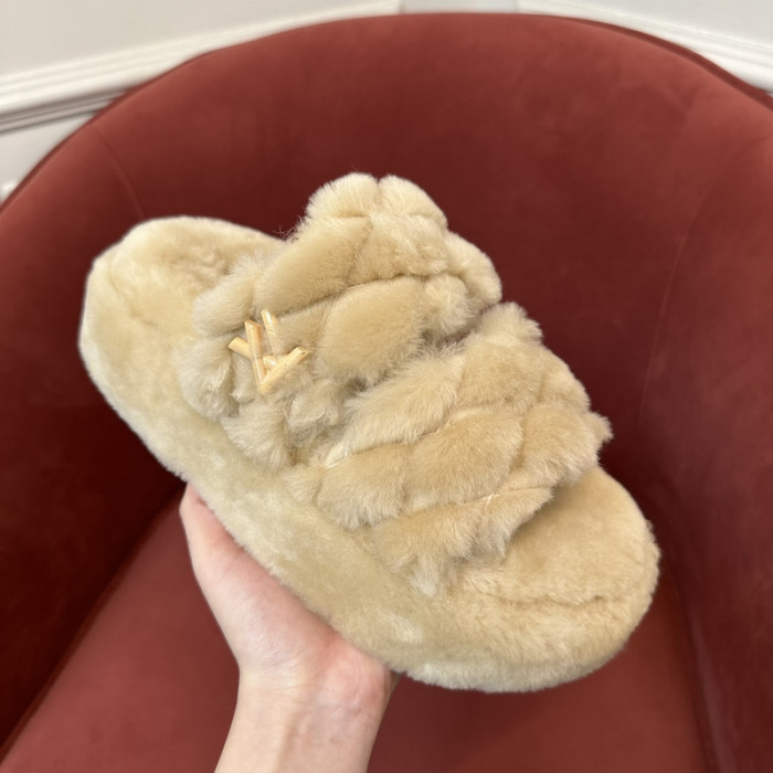 L&V sandal 46