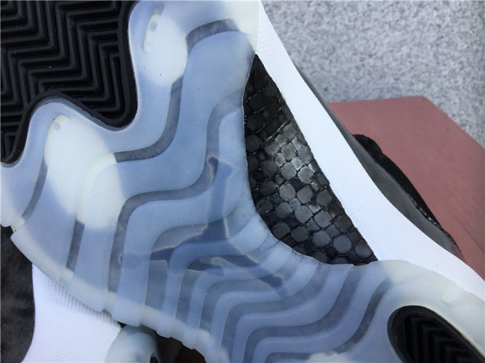 air jordan 11 retro low bg "baron" 528895-010
