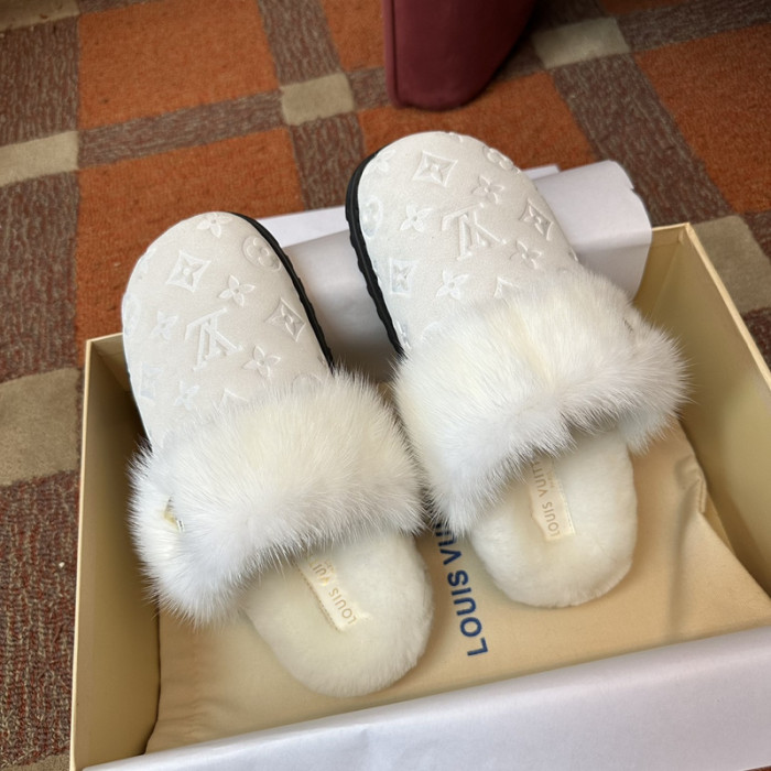 L&V sandal 49
