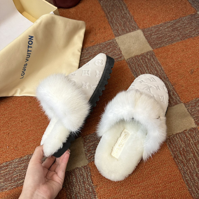 L&V sandal 49