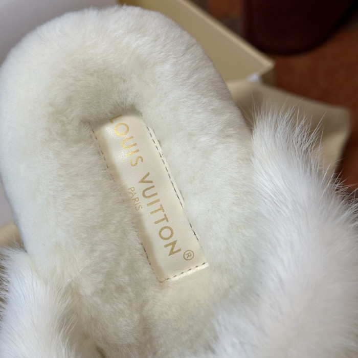 L&V sandal 49