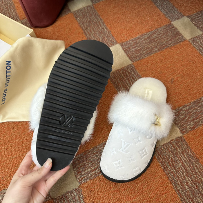 L&V sandal 49