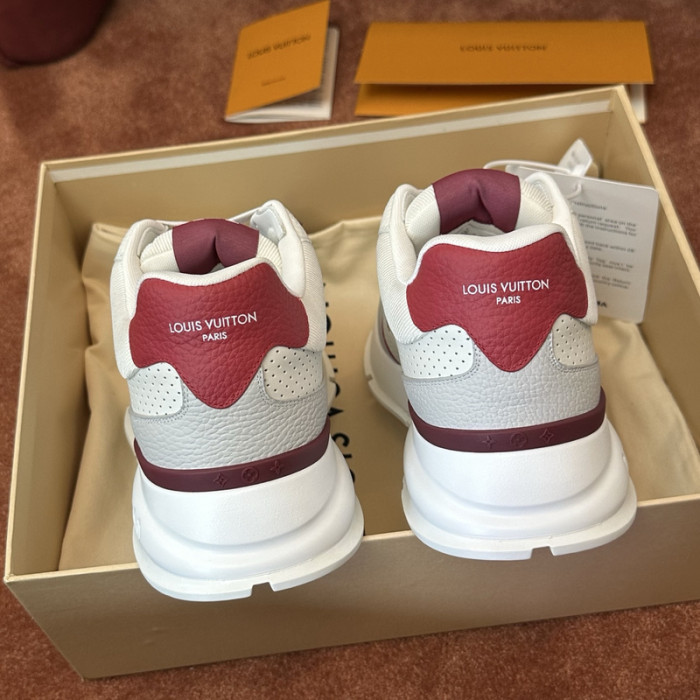 LV snekaers 139