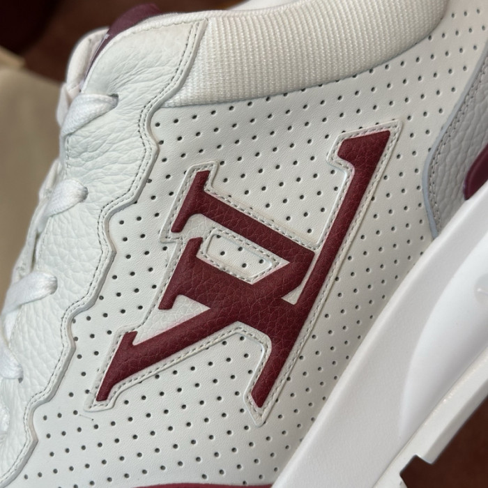 LV snekaers 139