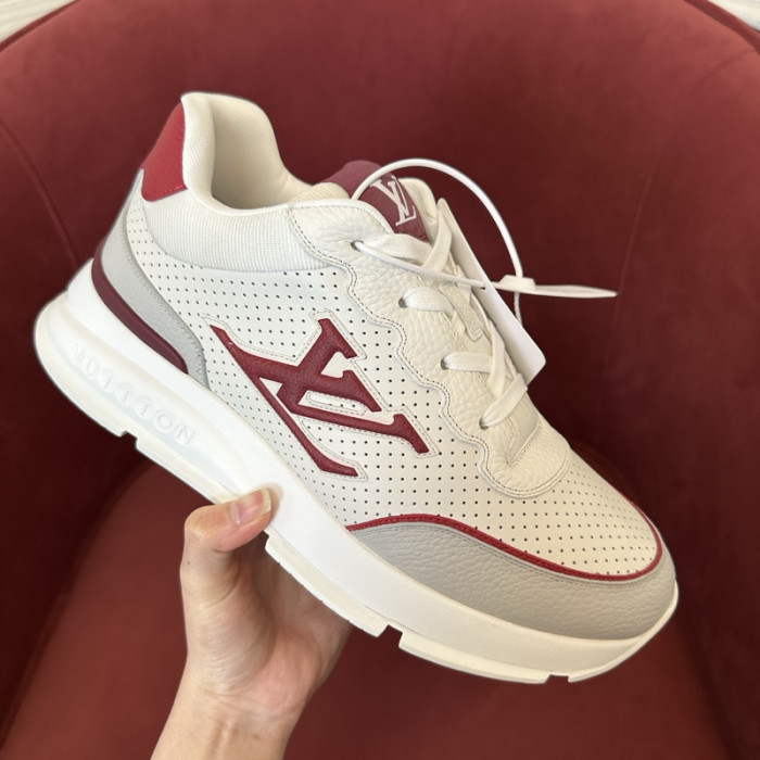 LV snekaers 139