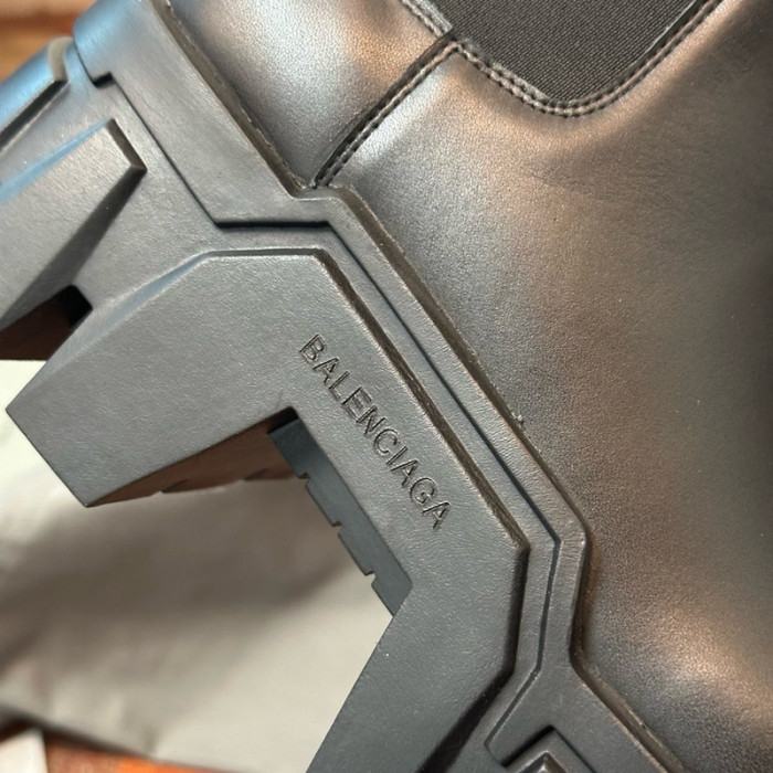 BALENCIAGA BOOT -28