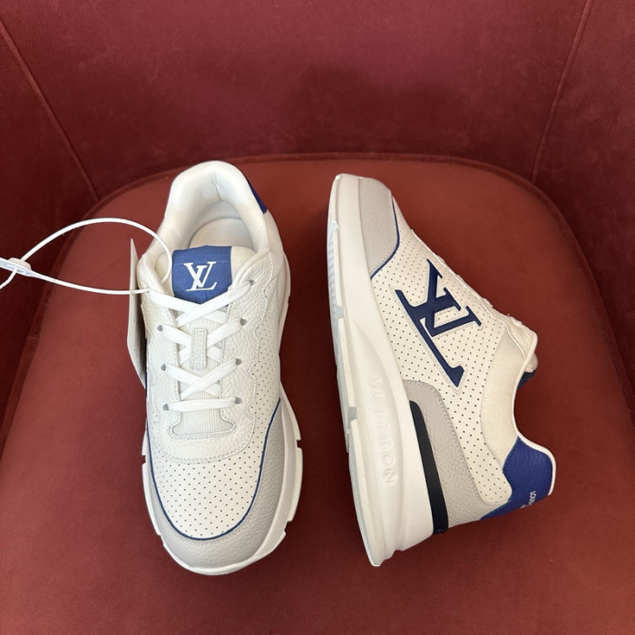 LV snekaers 142