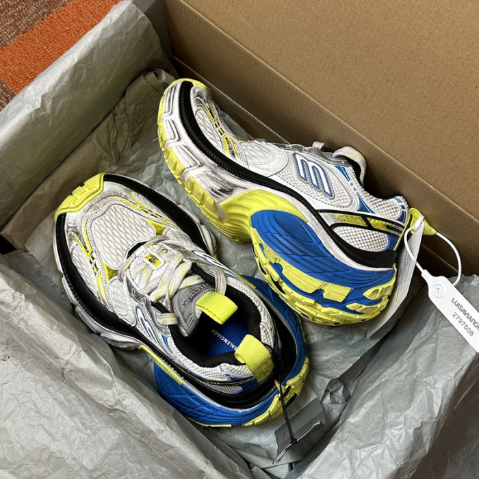 BALENCIAGA 35