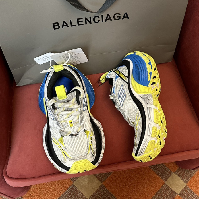 BALENCIAGA 35