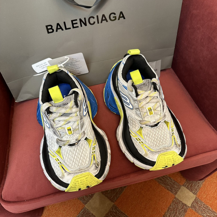 BALENCIAGA 35